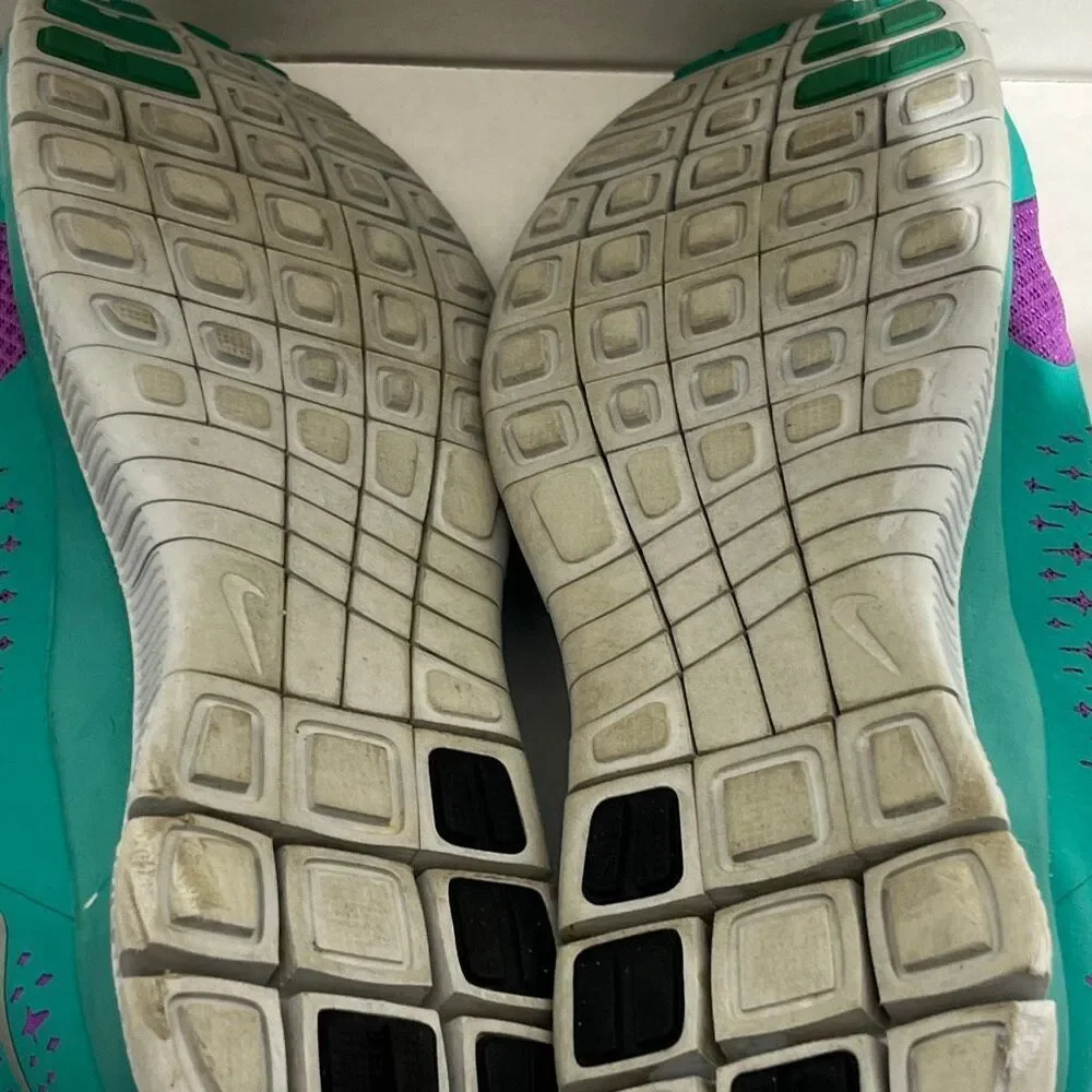 Nike women teal